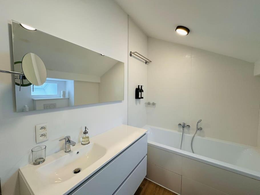 Urbanchic Appartement Evasion 3D Льеж Экстерьер фото